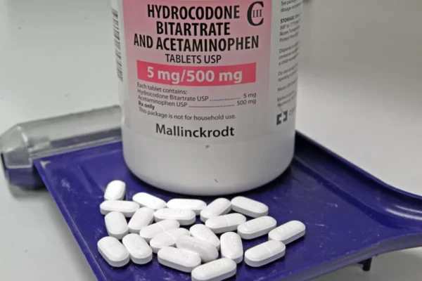 Hydrocodone Bitartrate and Acetaminophen (Vicodin)